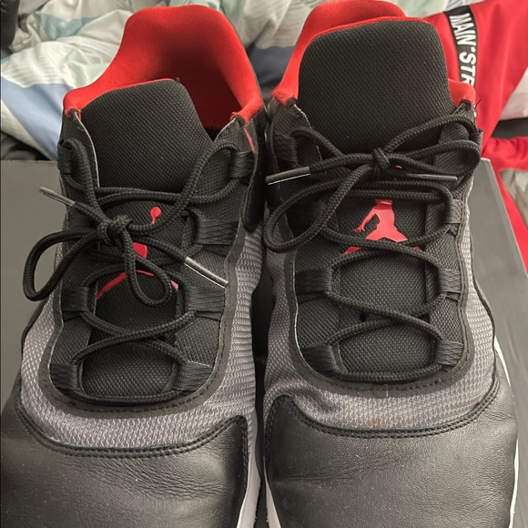 Air Jordan 11 CMFT Low - Picture 3 of 3